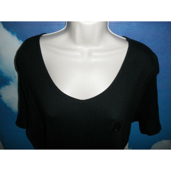 NEW by TEECO, BLACK, SHIRT, TOP, V-NECK, PLUS SIZE 1X, SHORT SLEEVE, KNIT - Picture 3 of 7